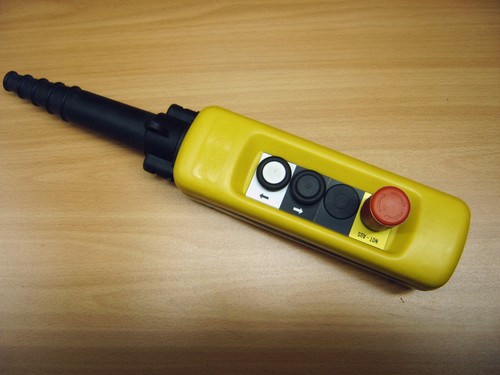 Schneider xac a04 - schneider,